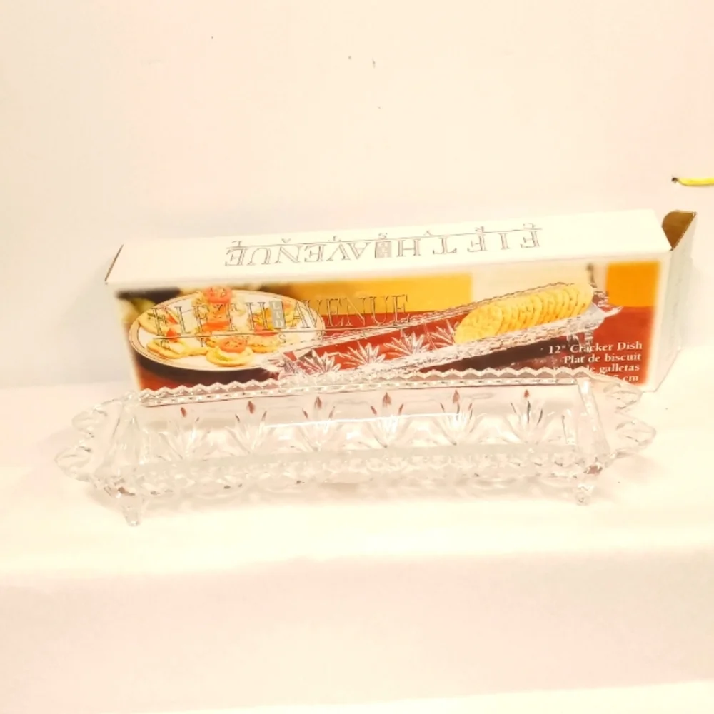 Crystal Glass Cracker Server ,on stand, Fifth Avenue Ltd 12